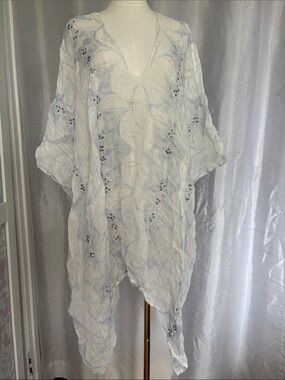 Light Blue Floral Embroidered V-Neck Women's Poncho Tunic